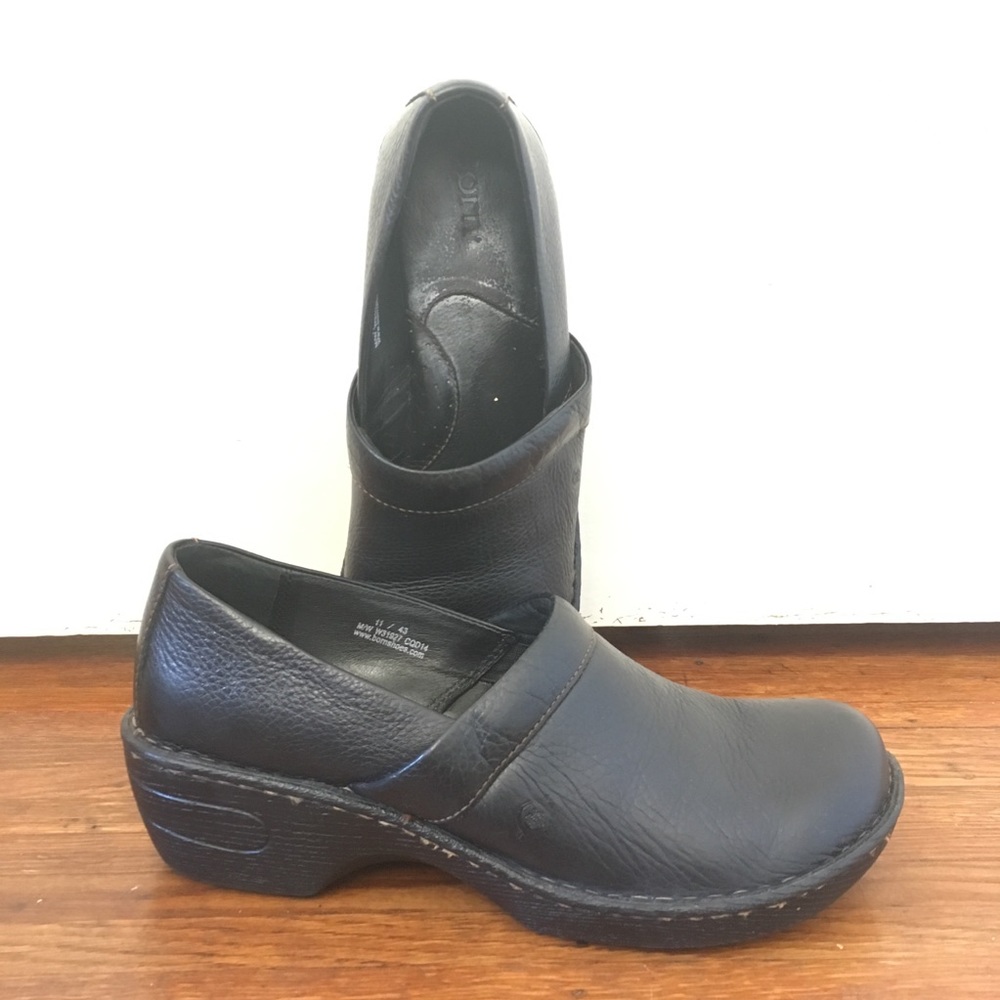 Born clogs